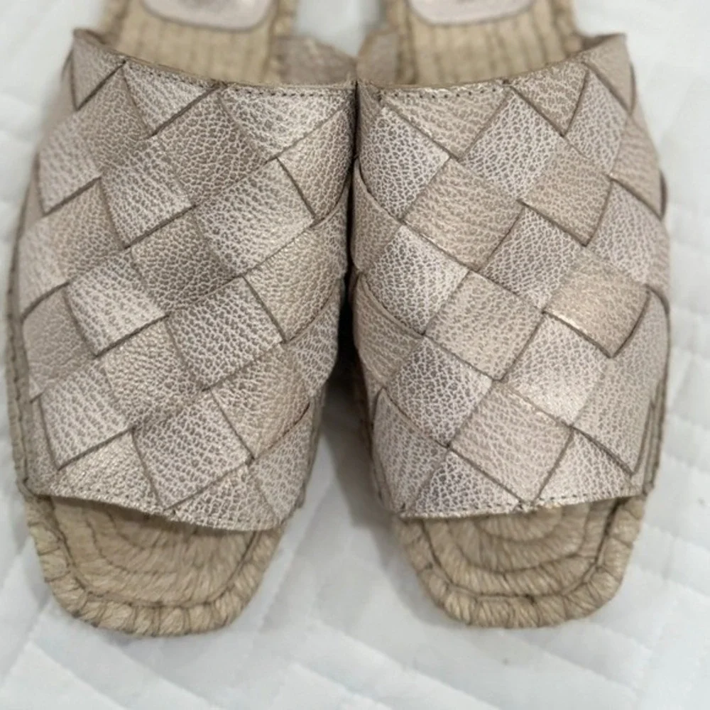 Donald Pliner Metallic Woven Leather Espadrille Slide Sandals Gold Women‎ 7.5
